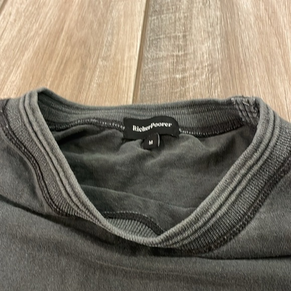 RicherPoorer  Relaxed Long Sleeve Tee Grey Medium - Picture 4 of 4